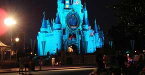 Disney World procura profissionais com inglês e português fluente