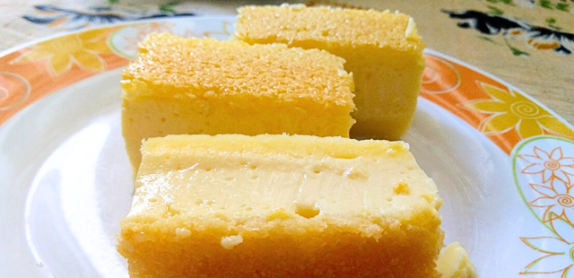 Você precisa provar esse bolo de milho fácil com gosto de infância