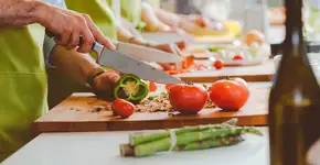 Cursos gratuitos de gastronomia nos CEUs abrem vagas em SP