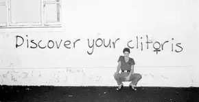 Como gozar com as mãos (e alguns acessórios) em 7 dicas