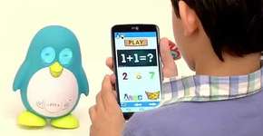 Smart toy conversa e ensina inglês e matemática