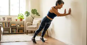 Exercícios matinais para fortalecer os braços após os 55 anos