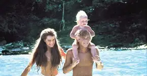 Cabelo grudado no corpo e mais 6 curiosidades de ‘A Lagoa Azul’