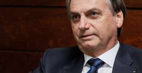 Bolsonaro diz que cadeira presidencial é como criptonita