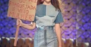 Desfile da Eco Fashion Week protesta contra presidente eleito