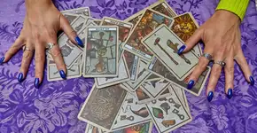 Tarot do dia: previsão para os 12 signos em 02/04/2026