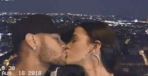 Marquezine divulga passeio romântico com Neymar na Torre Eiffel