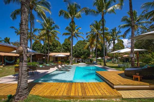 Piscina da Pousada Recanto do Arraial, eleita uma das 25 melhores do mundo