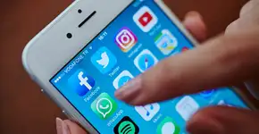 WhatsApp baniu 400 mil contas por envio de mensagens em massa