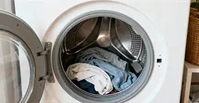 O erro silencioso que está acabando com sua máquina de lavar