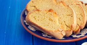 Experimente fazer um delicioso pão de fubá no café da manhã