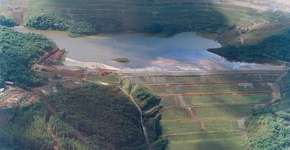 Sirenes de barragens causam evacuação em duas cidades de MG