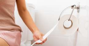 Esta é a posição correta de colocar o papel higiênico no suporte