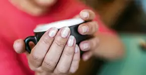 Chá famoso por potencial antioxidante não é recomendado pela Anvisa