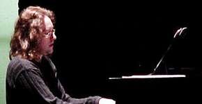 Foto: (Imagem sem texto alternativo disponivel ID [43699])