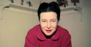 Verbete de Simone de Beauvoir na Wikipedia é atacado após prova do Enem