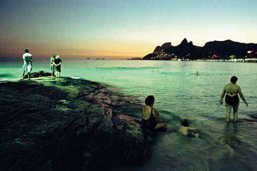 Trabalho da artista brasileira Jaguaribe