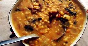 Feira de gastronomia africana acontece na Praça Tiradentes