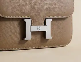 Bem estar: O que significa o “H” na Hermès? Por que algumas bolsas custam o preço de um carro e o que define a lista de espera secreta