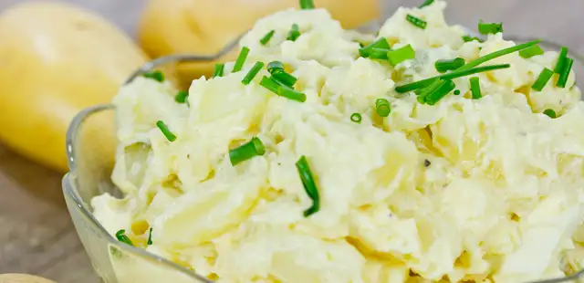 A maionese de batatas mais gostosa que você já experimentou