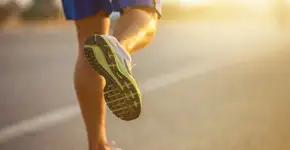 O que a ciência descobriu no coração de homem que correu 366 maratonas em um ano