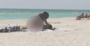 Casal é condenado por fazer sexo na praia