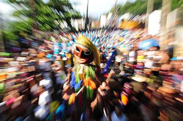 Bloco comemora 25 anos