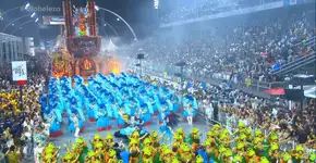 Desfile das escolas de samba de SP falam sobre temas políticos