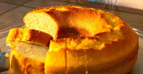 O bolo de fubá mais fácil e delicioso que você já provou