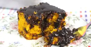 Bolo formigueiro de cenoura: combinação surpreendente e ainda vai calda