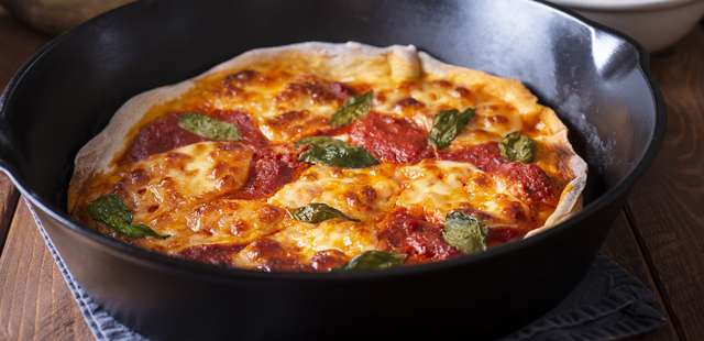 Surpreenda seu paladar com essa pizza fit de frigideira simples e deliciosa