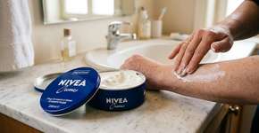 Nivea da caixa azul: a maneira correta de aplicar para eliminar rugas no rosto, segundo especialistas