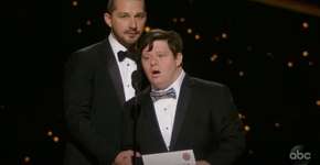 Atitude de Shia LaBeouf com ator com Down no Oscar gera revolta