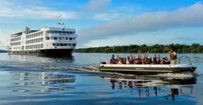 Cruzeiro pelo coração da Amazônia é opção de passeio com amigos