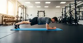 Exercícios de alta intensidade são bons, mas especialistas afirmam: o melhor para combater a flacidez no abdômen é este