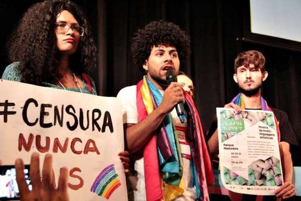 Atro contra o canelamento da peça