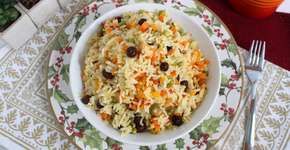 Receita de arroz natalino bem simples e gostoso