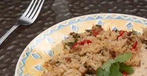 Receita de arroz carreteiro na pressão em alguns minutos