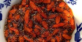 Aprenda o mingau russo vegano do Quinta das Videiras, em Floripa