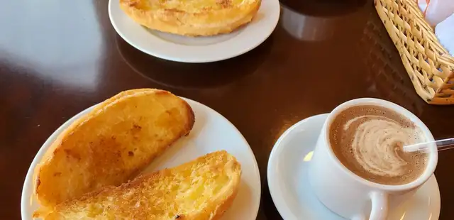 Aprenda a fazer o melhor pão na chapa para seu café da manhã