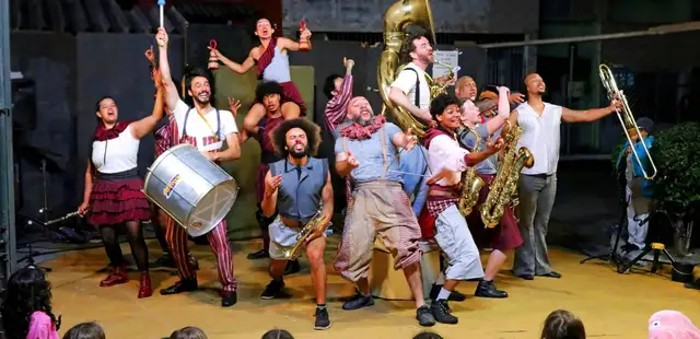 Espetáculo ‘O Circo da Lona Torta’