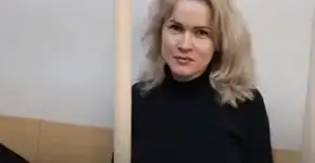 Jornalista russa é presa após publicação sobre ataque à Ucrânia