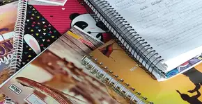 Shopping na zona sul de SP arrecada material escolar usado