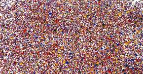 Soltaram 1,5 milhão de balões no céu e…deu ruim