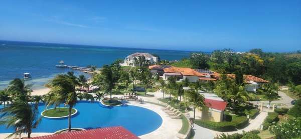  Pristine Bay, um dos destinos mais exclusivos de Roatán, em Honduras