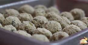 Bolinho fitness de batata doce com frango