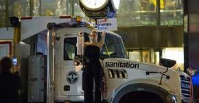 Lady Gaga protesta após vitória de Trump nas eleições dos EUA