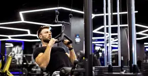 Saúde do fígado: musculação pode reduzir riscos de doenças hepáticas 