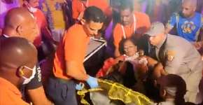 Ex-chacrete é prensada por carro alegórico no Rio