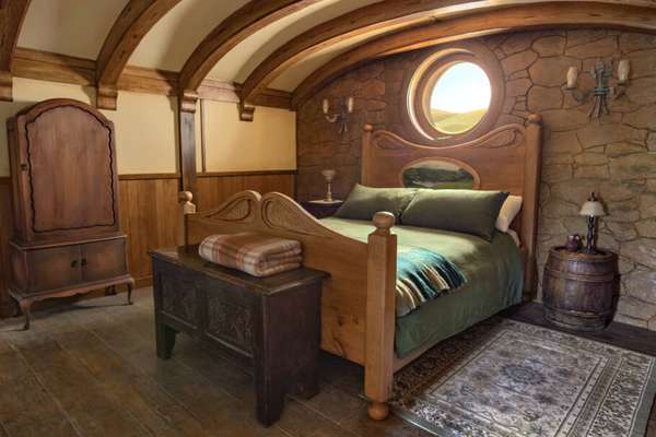 Quarto da casa The Millhouse, em Hobbiton, onde os hóspedes da ação do Airbnb poderão passar a noite 
